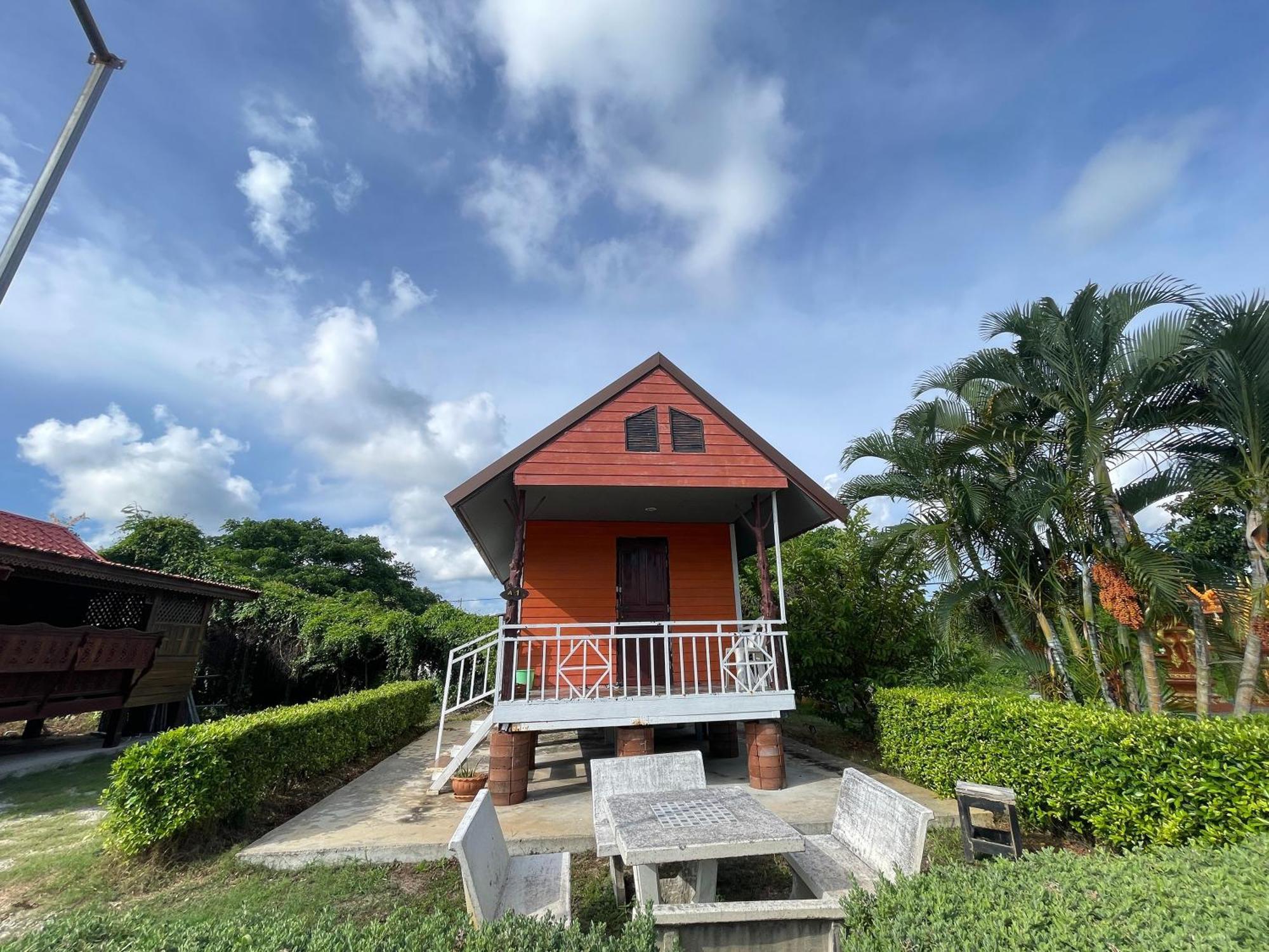 Oh Taley Resort Rayong Bagian luar foto