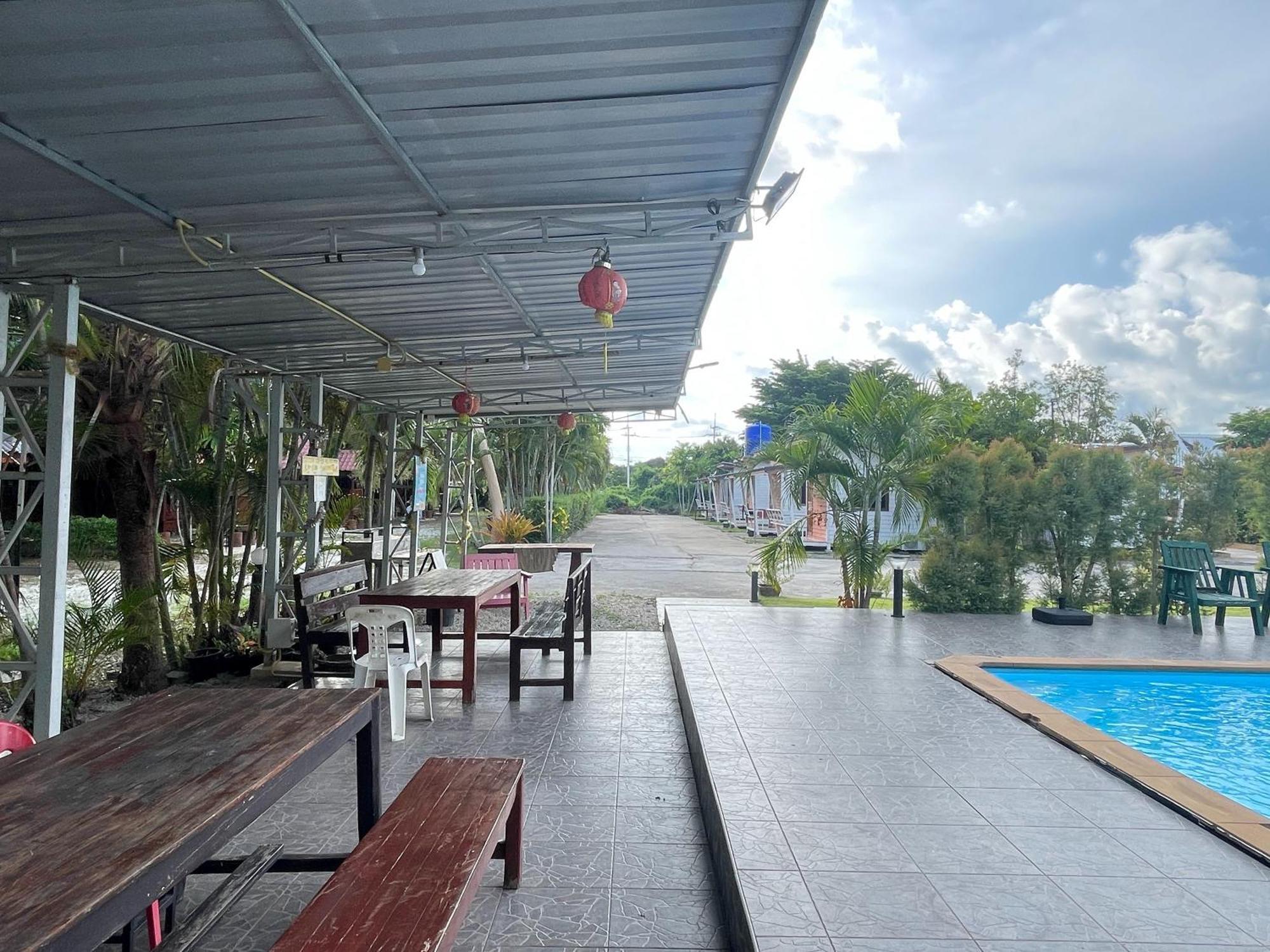 Oh Taley Resort Rayong Bagian luar foto